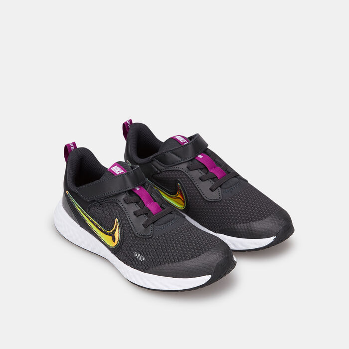 Nike Kids' Revolution 5 SE Power Shoe Black Nike Kids' Revolution 5 SE Power Shoe Black image number 1