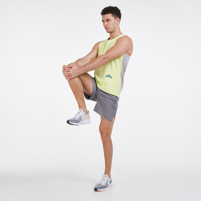 Nike Men's Dri-FIT Rise 365 Trail Tank Top Grey Nike Men's Dri-FIT Rise 365 Trail Tank Top Grey image number 2