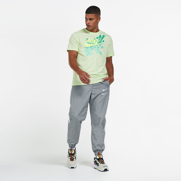 Nike Men's Sportswear Beach Party Futura T-Shirt Green Nike Men's Sportswear Beach Party Futura T-Shirt Green image number 2