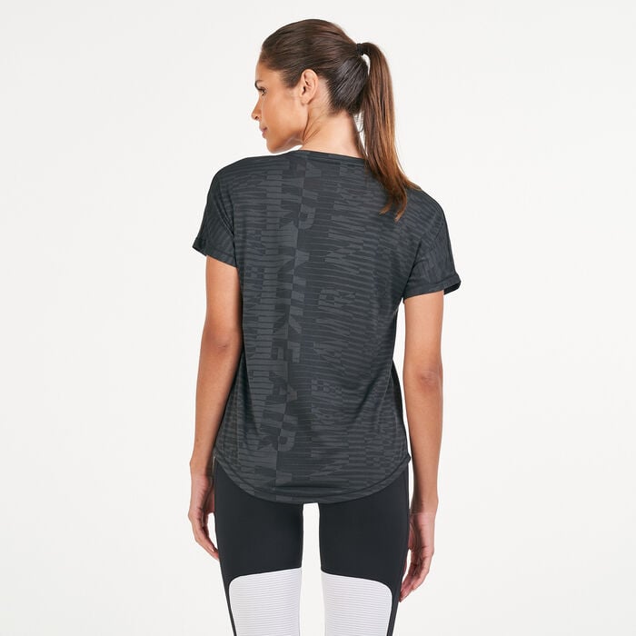 Nike Women's Air T-Shirt Black Nike Women's Air T-Shirt Black image number 1