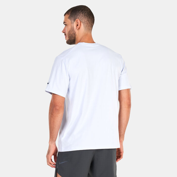 Nike Men's Dri-FIT Track Club Running Top Grey image number 1