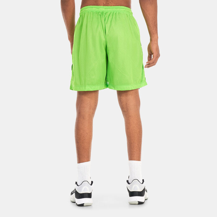 Nike Men's Dri-FIT Standard Issue Reversible Basketball Shorts Green Nike Men's Dri-FIT Standard Issue Reversible Basketball Shorts Green image number 1