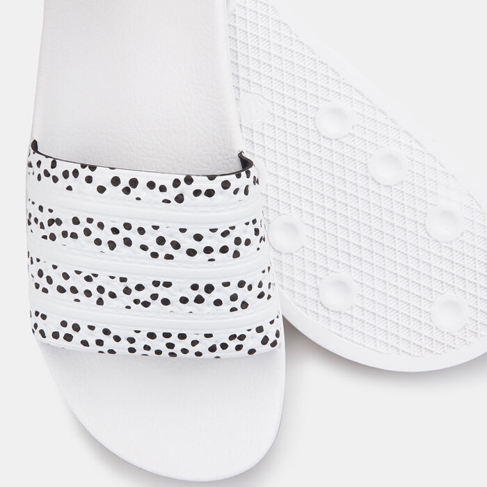 adidas Originals Women's Adilette Slides Black adidas Originals Women's Adilette Slides Black image number 2