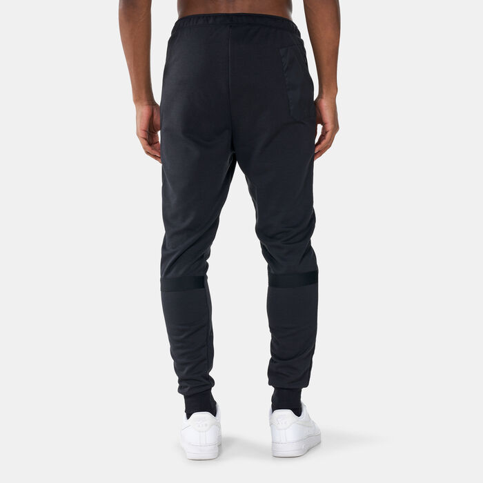 Nike Men's F.C. Barcelona Dri-FIT Fleece Football Pants Black Nike Men's F.C. Barcelona Dri-FIT Fleece Football Pants Black image number 1