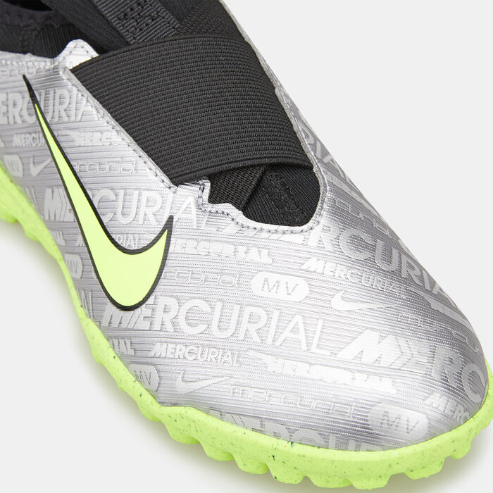Nike Kids' Zoom Mercurial Vapor 15 Academy XXV Turf Ground Shoe Silver Nike Kids' Zoom Mercurial Vapor 15 Academy XXV Turf Ground Shoe Silver image number 4