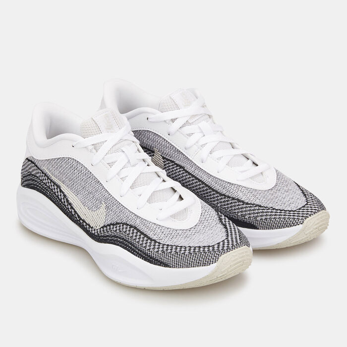 Nike Men's G.T. Hustle Academy Basketball Shoes Grey Nike Men's G.T. Hustle Academy Basketball Shoes Grey image number 1