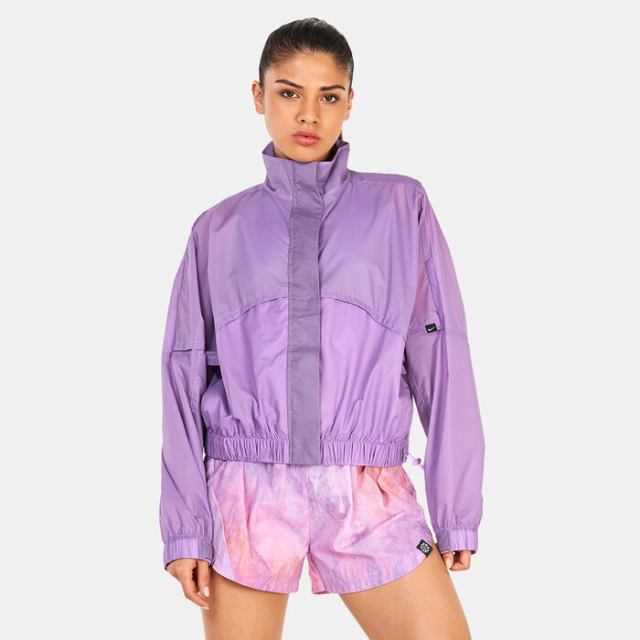 Nike Women's Dri-FIT ADV Run Division Reflective Jacket Pink image number 0