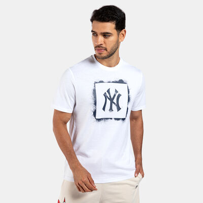 New Era Men's MLB New York Yankees Spray Stamp Graphic T-Shirt White