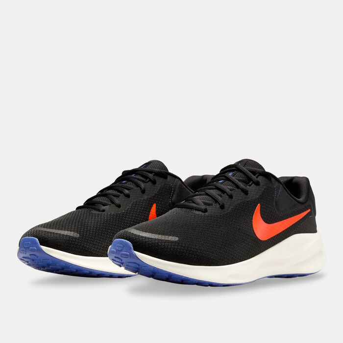 Nike Men's Revolution 7 Road Running Shoes Black Nike Men's Revolution 7 Road Running Shoes Black image number 1