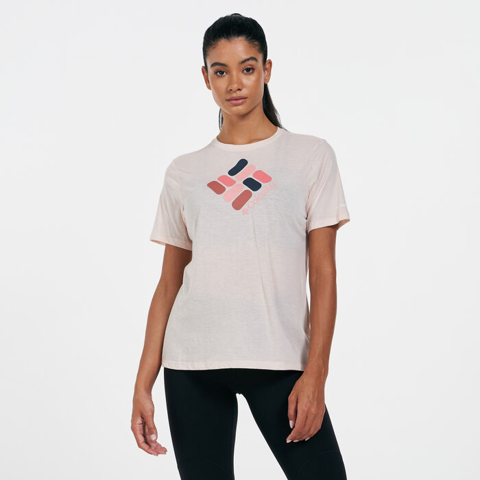 Columbia Women's Bluebird Day™ Relaxed T-Shirt Pink Columbia Women's Bluebird Day™ Relaxed T-Shirt Pink image number 0
