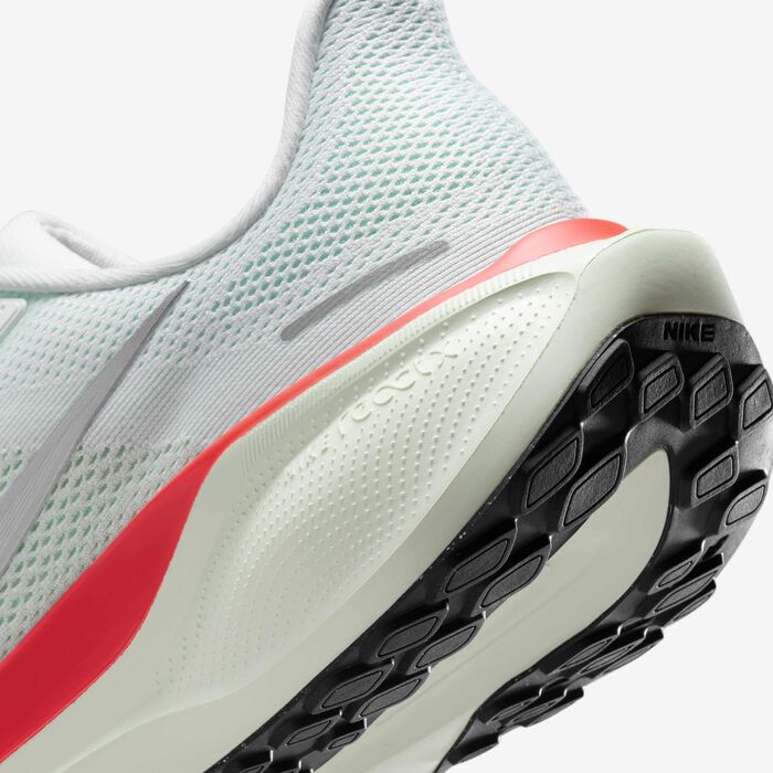 Nike Men's Pegasus 41 Road Running Shoes White image number 7