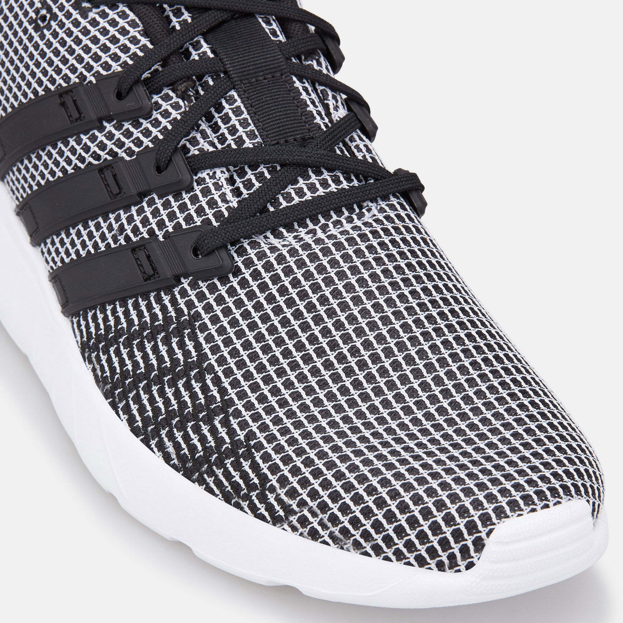Questar flow sneaker men's top