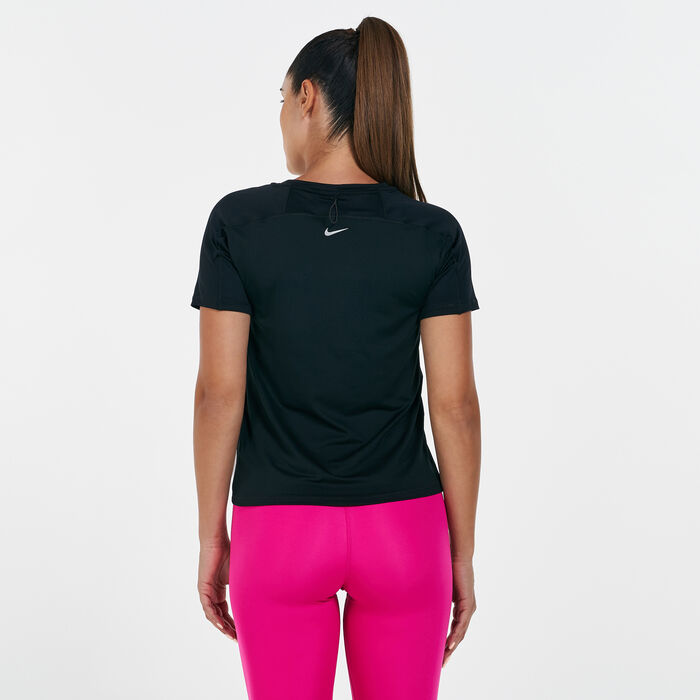 Nike Women's Miler Run Division T-Shirt Black Nike Women's Miler Run Division T-Shirt Black image number 1