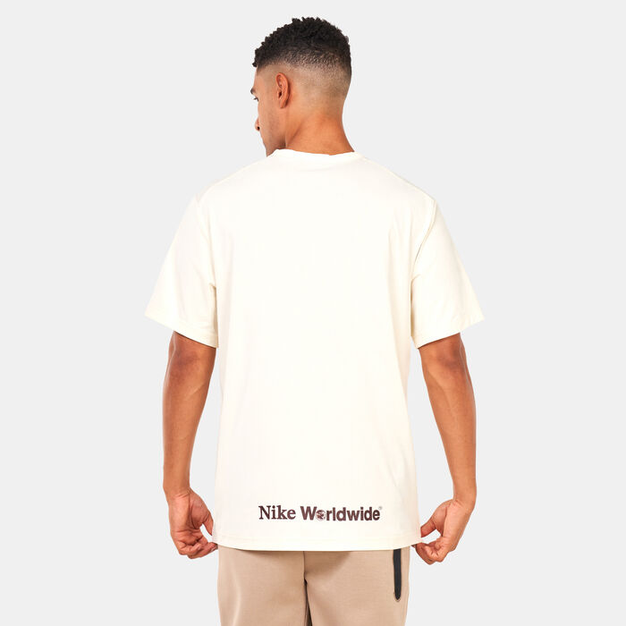 Nike Men's Dri-FIT UV Hyverse T-Shirt Ivory Nike Men's Dri-FIT UV Hyverse T-Shirt Ivory image number 1