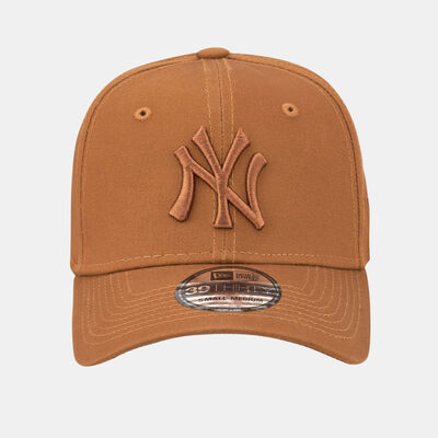 New Era Men's League Essentials 39THIRTY New York Yankees Cap Beige