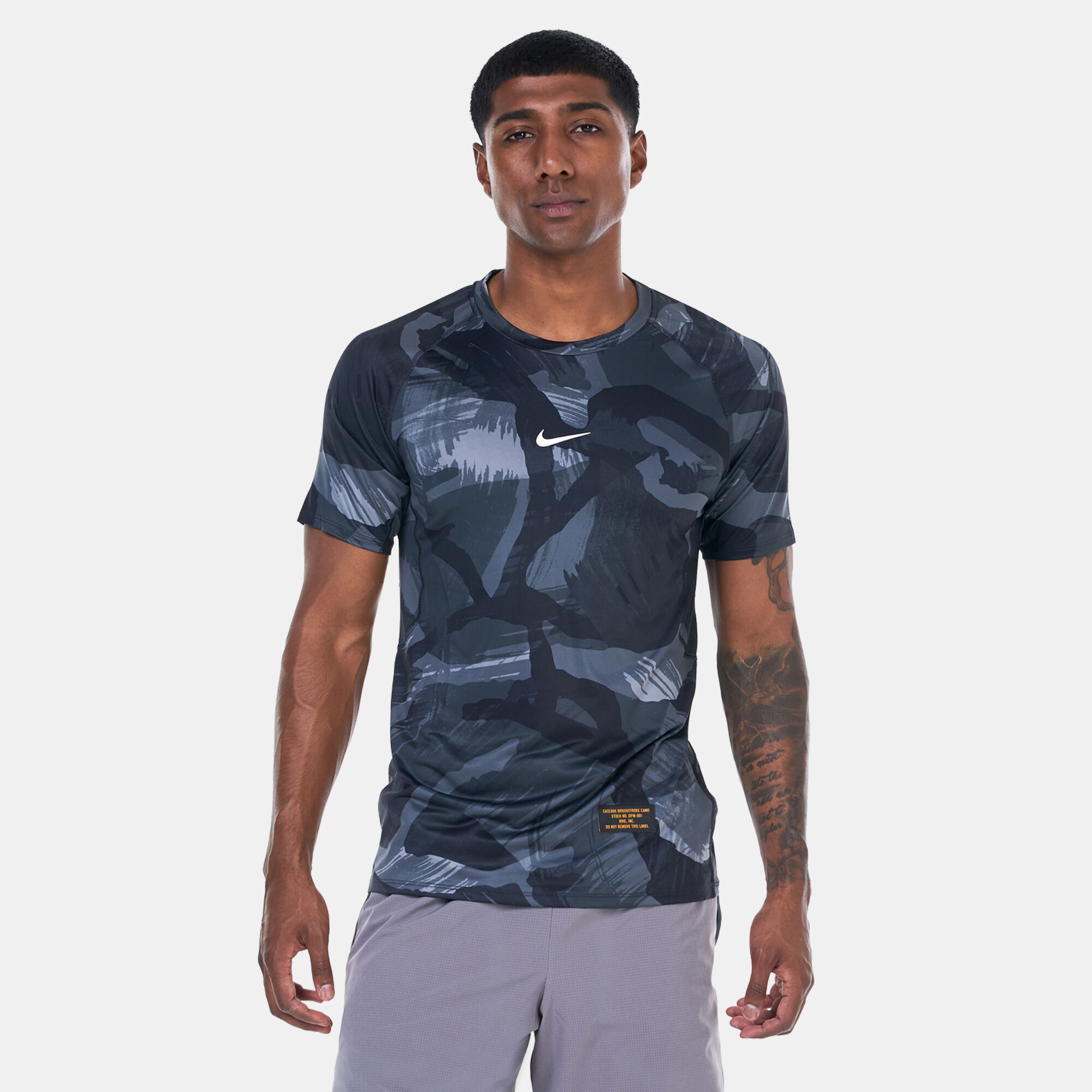 Nike camo training top shop