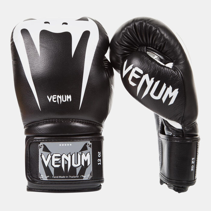 Venum Giant 3.0 Boxing Gloves Black Venum Giant 3.0 Boxing Gloves Black image number 1