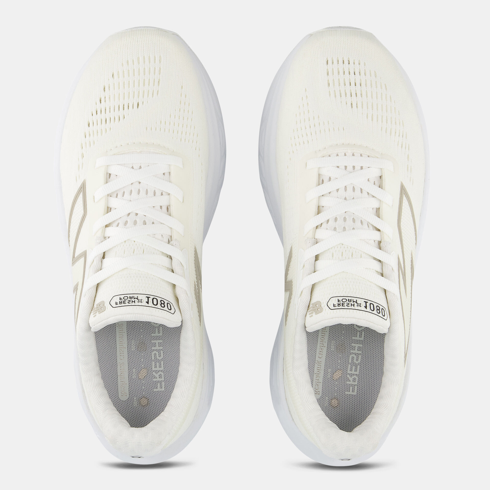 White new balance womens running shoes 2025