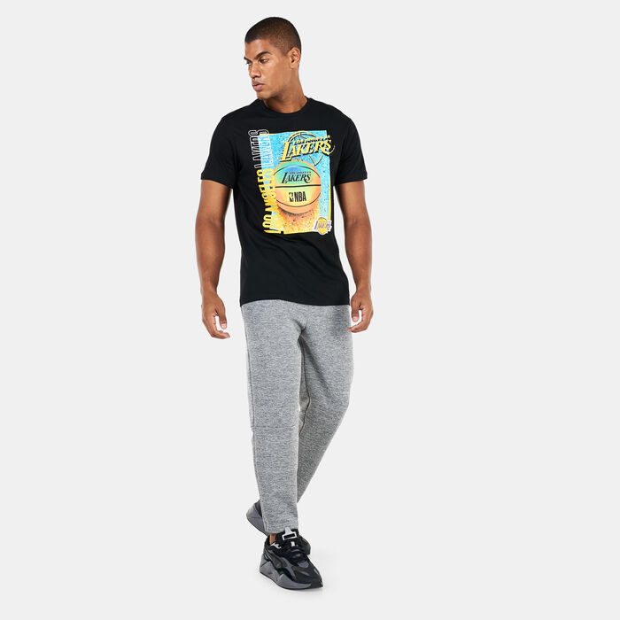 New Era Men's NBA LA Lakers Hoop Graphic T-Shirt Black New Era Men's NBA LA Lakers Hoop Graphic T-Shirt Black image number 2