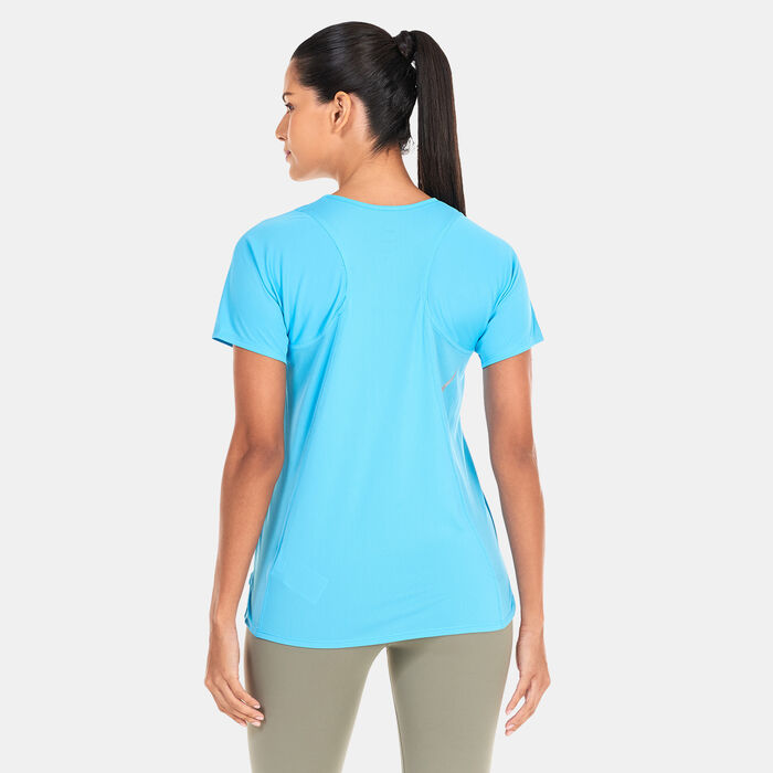 Nike Women's Dri-FIT Race T-Shirt Blue image number 1