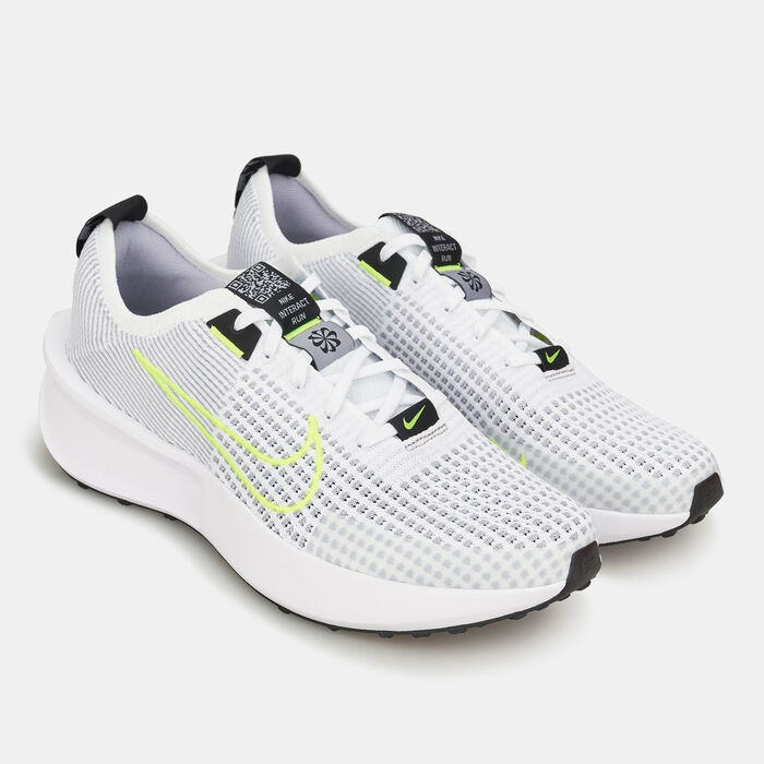 Nike Men's Interact Run Road Running Shoes White Nike Men's Interact Run Road Running Shoes White image number 1