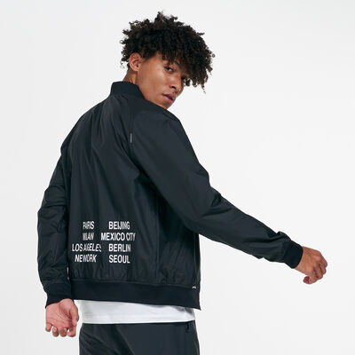 Nike Men's Sportswear Woven World Tour Jacket Black