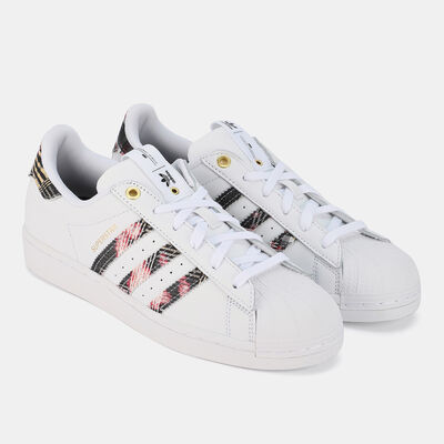 adidas Originals Women's HER Studio London Superstar Shoe White