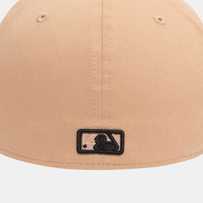 New Era Men's MLB New York Yankees League Essential 39THIRTY Cap Beige