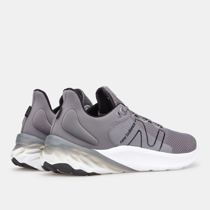 New Balance Men's Fresh Foam Roav V2 Shoe Grey New Balance Men's Fresh Foam Roav V2 Shoe Grey image number 2