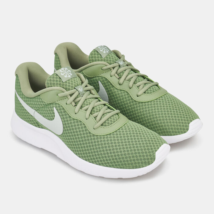 Nike Men's Tanjun EasyOn Shoe Green image number 1
