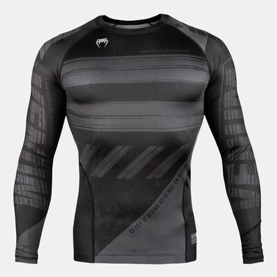 Venum Men's AMRAP Compression Long Sleeve T-Shirt Multi Venum Men's AMRAP Compression Long Sleeve T-Shirt Multi