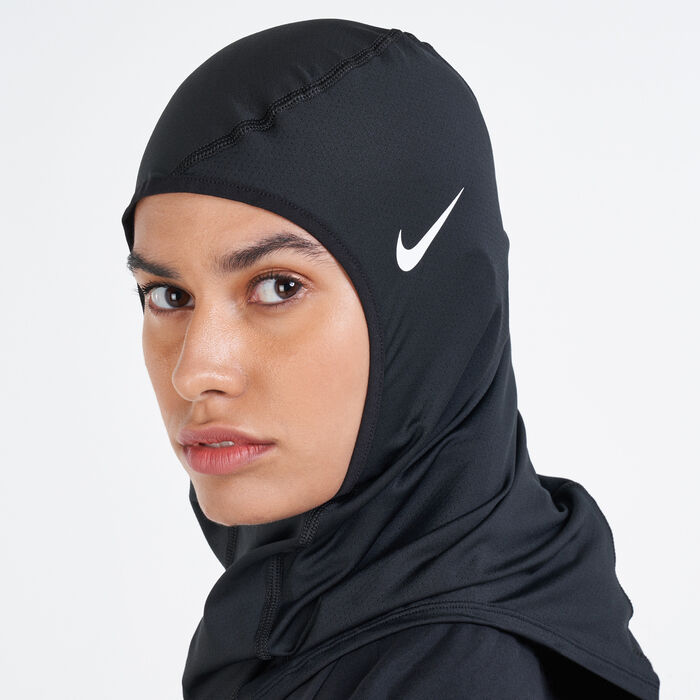 Nike Women's Pro Hijab - M/L Black Nike Women's Pro Hijab - M/L Black image number 0