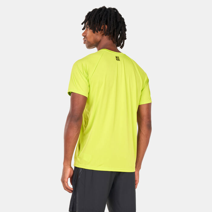 Nike Swim Men's Outline Logo Rashguard Green Nike Swim Men's Outline Logo Rashguard Green image number 1