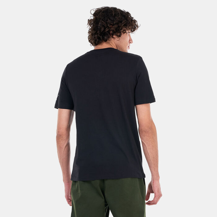PUMA Men's Classics Graphic T-Shirt Black PUMA Men's Classics Graphic T-Shirt Black image number 1