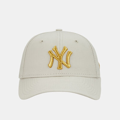 New Era Women's Metallic Logo New York Yankees 9Forty Cap Beige New Era Women's Metallic Logo New York Yankees 9Forty Cap Beige