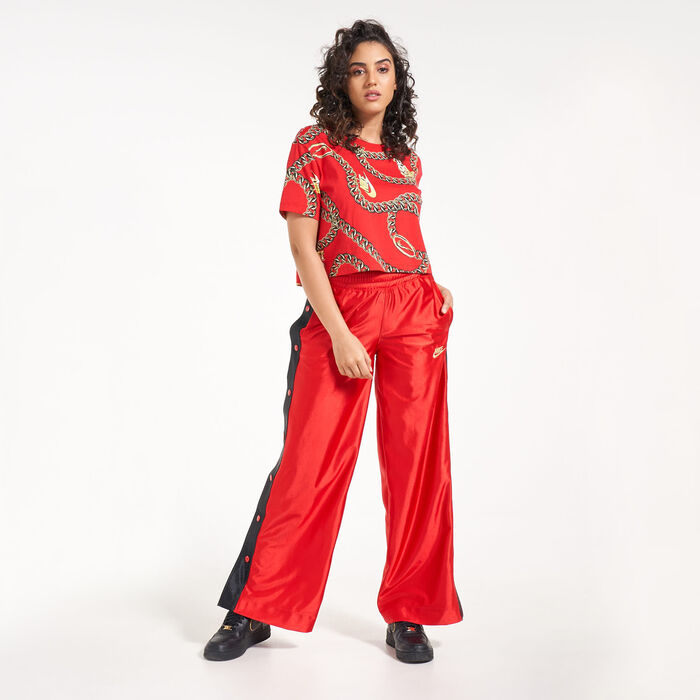 Nike Women's Sportswear Glam Dunk Crop Top Red Nike Women's Sportswear Glam Dunk Crop Top Red image number 2