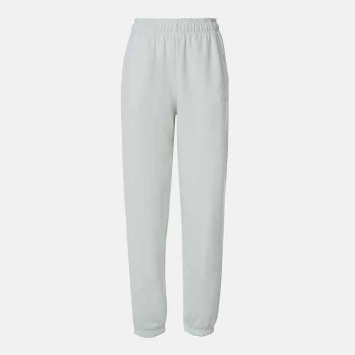 New Balance Women's Sport Essentials French Terry Sweatpants Green New Balance Women's Sport Essentials French Terry Sweatpants Green image number 0