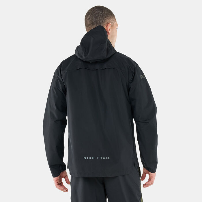 Nike Men's GORE-TEX Trail Running Jacket Black Nike Men's GORE-TEX Trail Running Jacket Black image number 1
