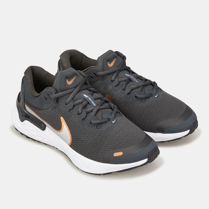 Nike Women's Renew Run 3 Road Running Shoe Black Nike Women's Renew Run 3 Road Running Shoe Black image number 1