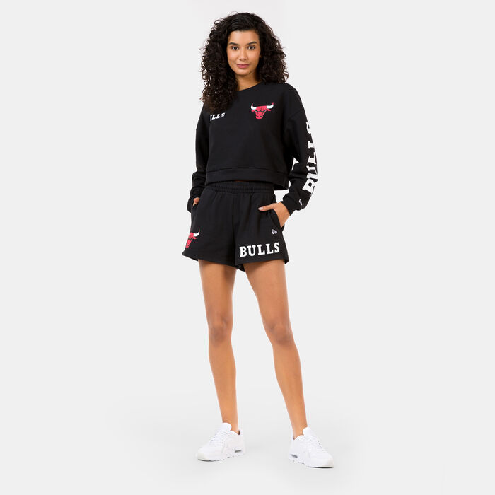 New Era Women's NBA Chicago Bulls Wordmark Sweatshirt Black New Era Women's NBA Chicago Bulls Wordmark Sweatshirt Black image number 2