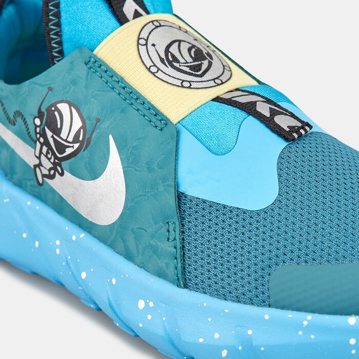 Nike Kids' Flex Runner 2 Shoe (Younger Kids) Green image number 4