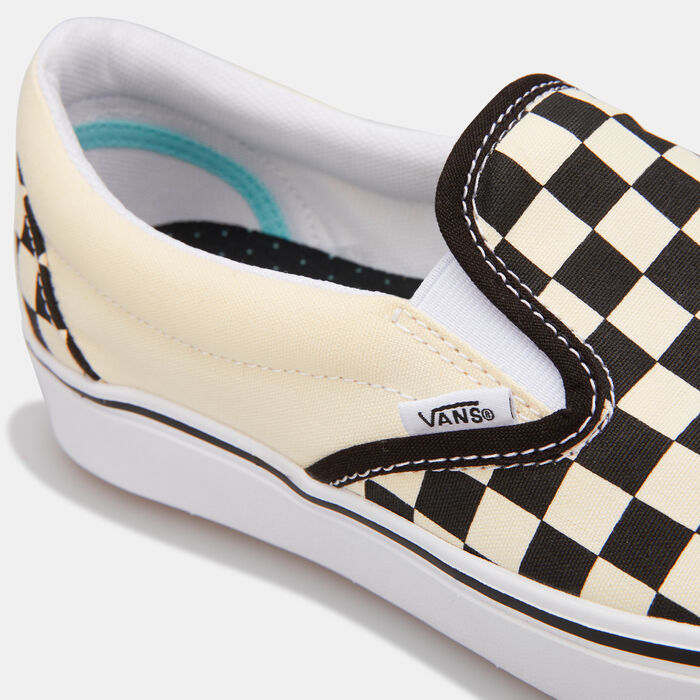 Vans UA ComfyCush Slip-On Distort Unisex Shoe Beige Vans UA ComfyCush Slip-On Distort Unisex Shoe Beige image number 4
