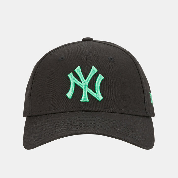 New Era Men's League Essential New York Yankees Logo 9Forty Cap Black New Era Men's League Essential New York Yankees Logo 9Forty Cap Black image number 0