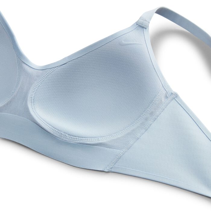 Nike Women's Dri-FIT Alate Minimalist Light-Support Training Sports Bra Nike Women's Dri-FIT Alate Minimalist Light-Support Training Sports Bra image number 3
