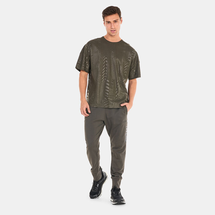 EA7 Emporio Armani Men's Train Graphic Series T-Shirt Green EA7 Emporio Armani Men's Train Graphic Series T-Shirt Green image number 2