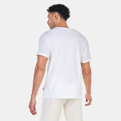 PUMA Men's Graphics Sneaker T-Shirt White PUMA Men's Graphics Sneaker T-Shirt White