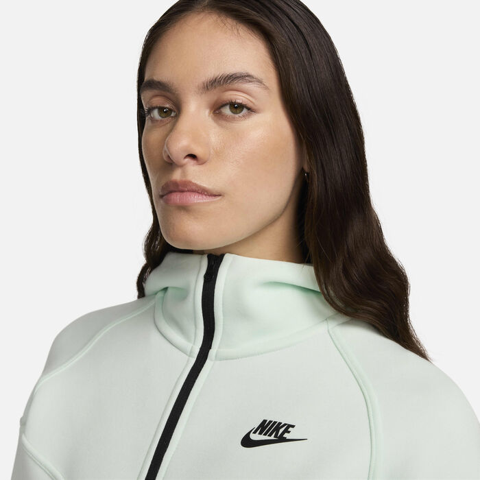 Nike Women's Sportswear Tech Fleece Windrunner Full-Zip Hoodie Green Nike Women's Sportswear Tech Fleece Windrunner Full-Zip Hoodie Green image number 2