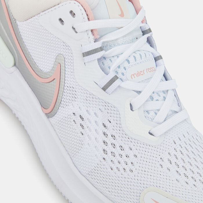 Nike Women's React Miler 2 Shoe White image number 4