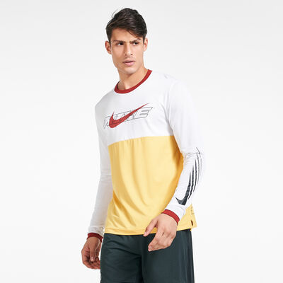 Nike Men's SC T-Shirt yellow Nike Men's SC T-Shirt yellow