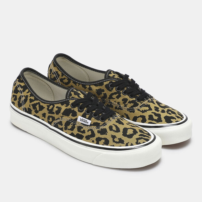 Vans Authentic 44 DX Anaheim Factory Unisex Shoe yellow Vans Authentic 44 DX Anaheim Factory Unisex Shoe yellow image number 1